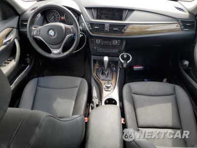 Zdjęcie 8 z 13 samochodu: 2014 BMW X1 XDRIVE35I VIN:WBAVM5C52EVV91339 - miniatura