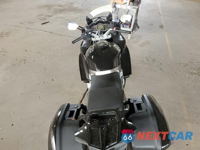 Zdjęcie 6 z 10 samochodu: 2017 YAMAHA FJR1300 AE VIN:JYARP30E4HA000441 - miniatura
