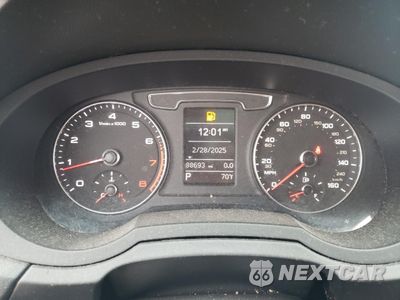 Zdjęcie 9 z 16 samochodu: 2018 AUDI Q3 PREMIUM VIN:WA1BCCFS0JR015020 - miniatura