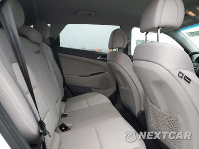 Zdjęcie 11 z 14 samochodu: 2018 HYUNDAI TUCSON SEL VIN:KM8J3CA47JU737670 - miniatura