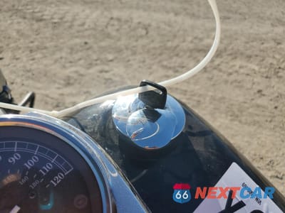 Zdjęcie 8 z 9 samochodu: 2019 HONDA VT750 C VIN:JH2RC5004KK500169 - miniatura