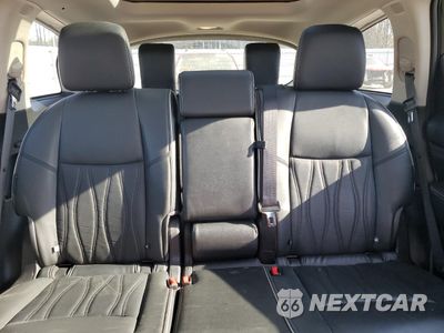 Zdjęcie 10 z 15 samochodu: 2019 INFINITI QX60 LUXE VIN:5N1DL0MM9KC521947 - miniatura