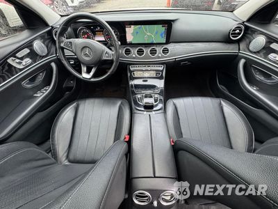 Zdjęcie 7 z 10 samochodu: 2017 MERCEDES BENZ E300 4MATI VIN:WDDZF5KB1HA140260 - miniatura