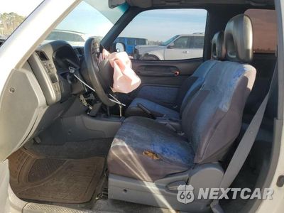Zdjęcie 7 z 12 samochodu: 1996 TOYOTA RAV4 VIN:JT3XP10V2T0002921 - miniatura