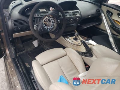 Zdjęcie 8 z 13 samochodu: 2006 BMW M6 VIN:WBSEH93446B797635 - miniatura