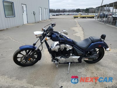 Trzecie zdjęcie samochodu z tyłu: 2019 HONDA VT1300 CX VIN:JH2SC6122KK400370 - miniatura