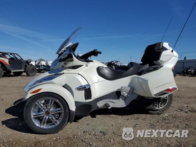 Trzecie zdjęcie samochodu z tyłu: 2012 CAN-AM SPYDER ROADSTER RT-LTD VIN:2BXJBDC10CV000673 - miniatura