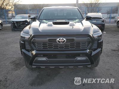 Piąte zdjęcie samochodu w środku: 2024 TOYOTA TACOMA DOUBLE CAB VIN:3TMLB5JN5RM083918 - miniatura