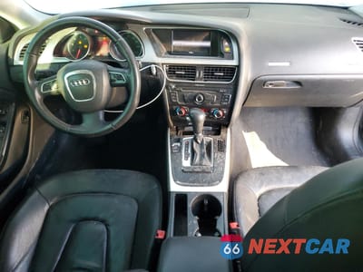 Zdjęcie 8 z 13 samochodu: 2010 AUDI A5 PREMIUM PLUS VIN:WAULFAFR1AA045223 - miniatura