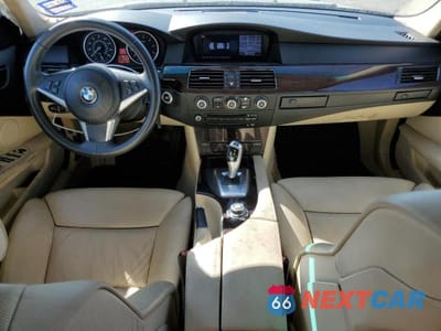 Zdjęcie 8 z 12 samochodu: 2009 BMW 528 I VIN:WBANU53559C117418 - miniatura