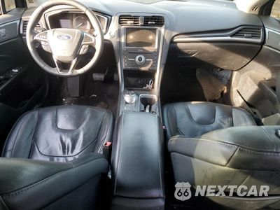 Zdjęcie 8 z 12 samochodu: 2019 FORD FUSION TITANIUM VIN:3FA6P0D99KR184443 - miniatura