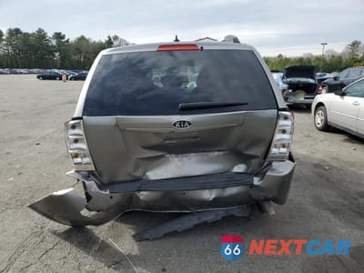 Zdjęcie 6 z 13 samochodu: 2012 KIA SEDONA LX VIN:KNDMG4C74C6443394 - miniatura