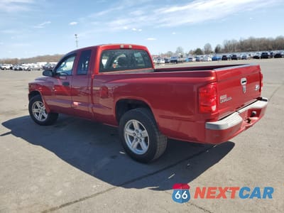 Drugie zdjęcie samochodu z przodu: 2008 DODGE DAKOTA SXT VIN:1D7HE32K78S601576 - miniatura