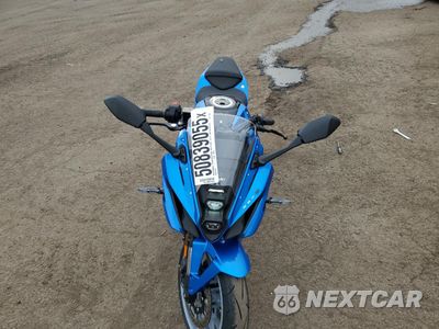Piąte zdjęcie samochodu w środku: 2024 SUZUKI GSX800 F VIN:JS1EM13B3R7101304 - miniatura