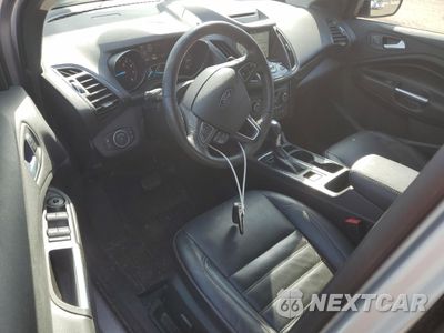Zdjęcie 8 z 14 samochodu: 2019 FORD ESCAPE TITANIUM VIN:1FMCU9J93JUB05785 - miniatura