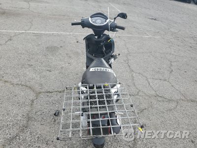Zdjęcie 6 z 10 samochodu: 2015 PIAGGIO FLY 150 VIN:ZAPM798G1F7002079 - miniatura