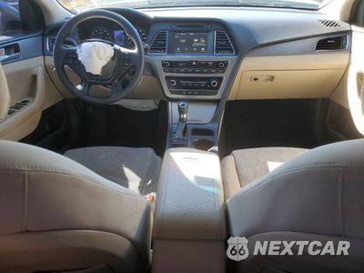 Zdjęcie 8 z 13 samochodu: 2017 HYUNDAI SONATA SE VIN:5NPE24AFXHH497518 - miniatura