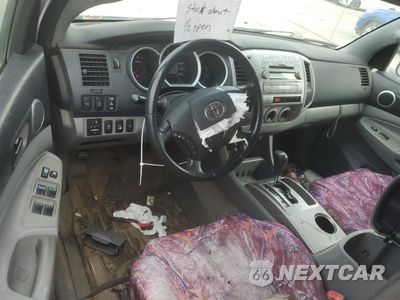 Zdjęcie 8 z 12 samochodu: 2011 TOYOTA TACOMA DOUBLE CAB VIN:5TFLU4EN7BX011908 - miniatura