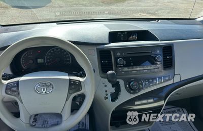 Zdjęcie 9 z 11 samochodu: 2014 TOYOTA SIENNA LE VIN:5TDKK3DC3ES521159 - miniatura