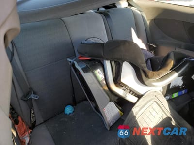 Zdjęcie 10 z 12 samochodu: 2001 FORD FOCUS ZX3 VIN:3FAFP31361R206981 - miniatura