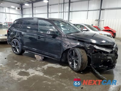 Czwarte zdjęcie samochodu z boku: 2025 AUDI Q7 PRESTIGE VIN:WA1VVBF74SD010351 - miniatura