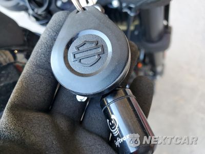 Zdjęcie 8 z 10 samochodu: 2021 HARLEY-DAVIDSON FXFBS VIN:1HD1YLK14MB011029 - miniatura