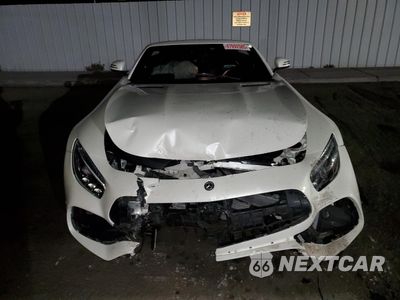 Piąte zdjęcie samochodu w środku: 2019 MERCEDES-BENZ AMG GT VIN:WDDYK7HA0KA022635 - miniatura