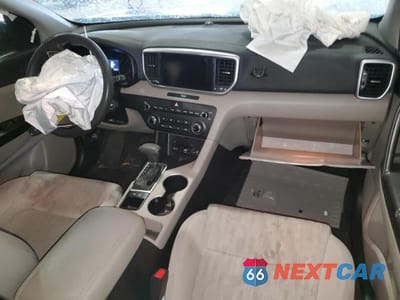 Zdjęcie 8 z 14 samochodu: 2020 KIA SPORTAGE LX VIN:KNDPM3AC3L7726914 - miniatura