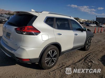 Trzecie zdjęcie samochodu z tyłu: 2017 NISSAN ROGUE S VIN:5N1AT2MT1HC731084 - miniatura