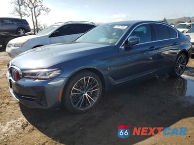 2023 BMW 530E WBA13AG04PCM42051 - główne zdjęcie licytacji z USA - miniatura
