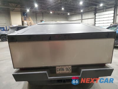Zdjęcie 6 z 12 samochodu: 2024 TESLA CYBERTRUCK VIN:7G2CEHEE1RA037648 - miniatura