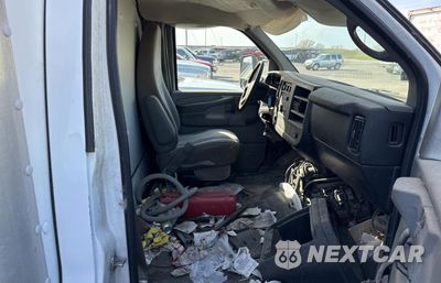 Piąte zdjęcie samochodu w środku: 2010 CHEVROLET EXPRESS G3500 VIN:1GB3G3AG0A1180232 - miniatura