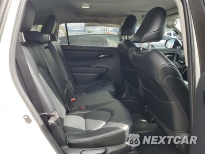 Zdjęcie 11 z 14 samochodu: 2022 TOYOTA HIGHLANDER XLE VIN:5TDHZRAH9NS092425 - miniatura