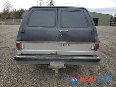Zdjęcie 6 z 13 samochodu: 1989 GMC SUBURBAN V15 CONVENTIONAL VIN:1GKEV16K6KF511948 - miniatura