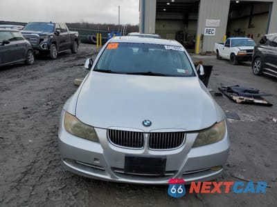 Piąte zdjęcie samochodu w środku: 2008 BMW 335 I VIN:WBAVB73538VH24523 - miniatura