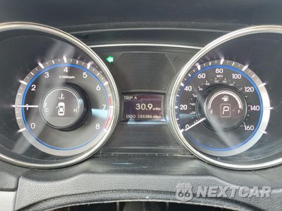 Zdjęcie 9 z 14 samochodu: 2012 HYUNDAI SONATA GLS VIN:5NPEB4AC7CH342715 - miniatura