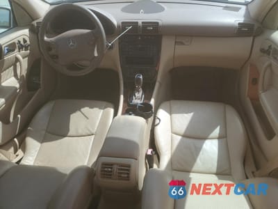 Zdjęcie 8 z 12 samochodu: 2001 MERCEDES-BENZ C 320 VIN:WDBRF64J01F029250 - miniatura