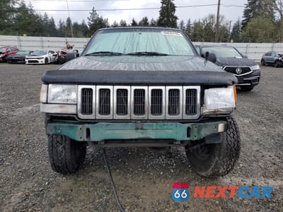 Piąte zdjęcie samochodu w środku: 1998 JEEP GRAND CHEROKEE LAREDO VIN:1J4GZ48Y3WC360354 - miniatura