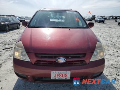 Piąte zdjęcie samochodu w środku: 2009 KIA SEDONA EX VIN:KNDMB233296313588 - miniatura
