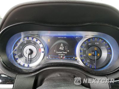 Zdjęcie 9 z 12 samochodu: 2018 CHRYSLER 300 S VIN:2C3CCAGG3JH149517 - miniatura