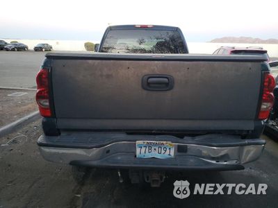 Zdjęcie 6 z 12 samochodu: 2006 CHEVROLET SILVERADO K3500 VIN:1GCHK33D56F258274 - miniatura