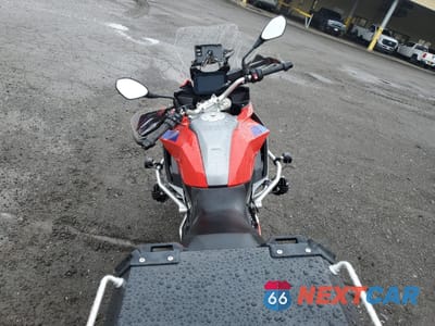 Zdjęcie 6 z 10 samochodu: 2022 BMW F 900 XR VIN:WB10K2306N6G15027 - miniatura