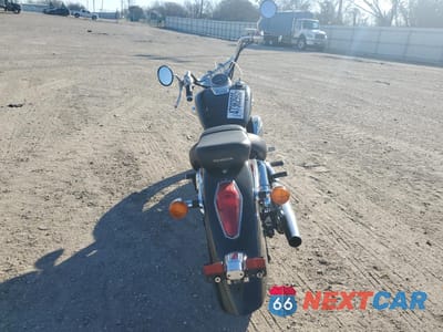Czwarte zdjęcie samochodu z boku: 2019 HONDA VT750 C VIN:JH2RC5004KK500169 - miniatura