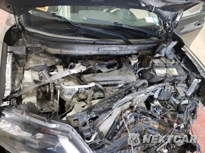 Zdjęcie 12 z 13 samochodu: 2018 NISSAN ROGUE S VIN:KNMAT2MV0JP599164 - miniatura