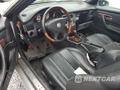 Zdjęcie 8 z 13 samochodu: 2002 MERCEDES-BENZ SLK 320 VIN:WDBKK65F42F250018 - miniatura