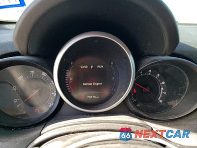 Zdjęcie 9 z 15 samochodu: 2017 FIAT 500X TREKKING VIN:ZFBCFXCB1HP610237 - miniatura