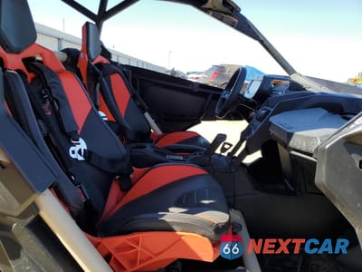 Piąte zdjęcie samochodu w środku: 2023 CAN-AM MAVERICK X3 MAX X DS TURBO RR VIN:3JBVEAV42PE000224 - miniatura
