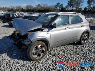 2024 HYUNDAI VENUE SEL KMHRC8A38RU326880 - główne zdjęcie licytacji z USA - miniatura
