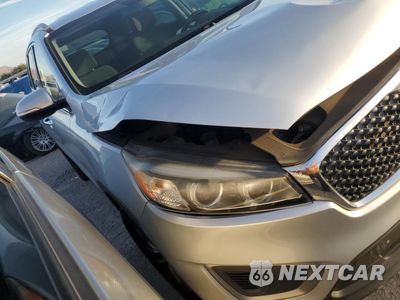 Czwarte zdjęcie samochodu z boku: 2016 KIA SORENTO LX VIN:5XYPGDA38GG014646 - miniatura