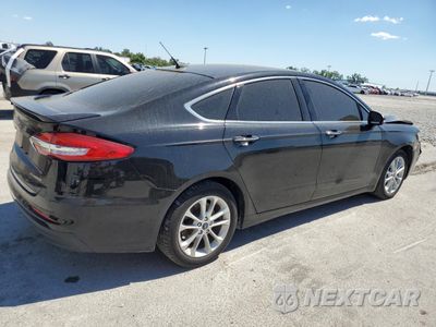 Trzecie zdjęcie samochodu z tyłu: 2019 FORD FUSION TITANIUM VIN:3FA6P0SU1KR161777 - miniatura
